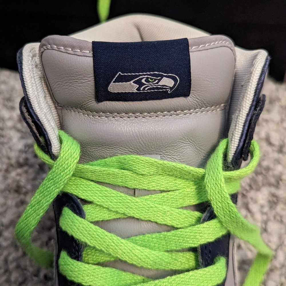NIKEiD Dunk High Seahawks shoes - Picture 3 of 5